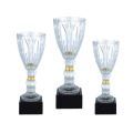 Trofeo de cristal de stock de alta calidad con base de resina